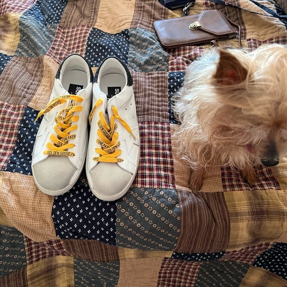 Golden Goose Sneakers - Picture 3 of 5